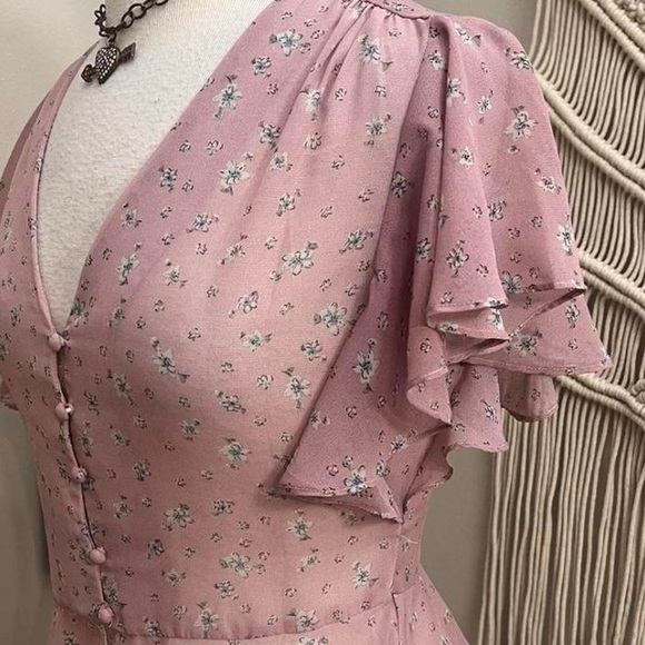 Peplum Button Down Pink Floral Top Medium - Picture 4 of 5